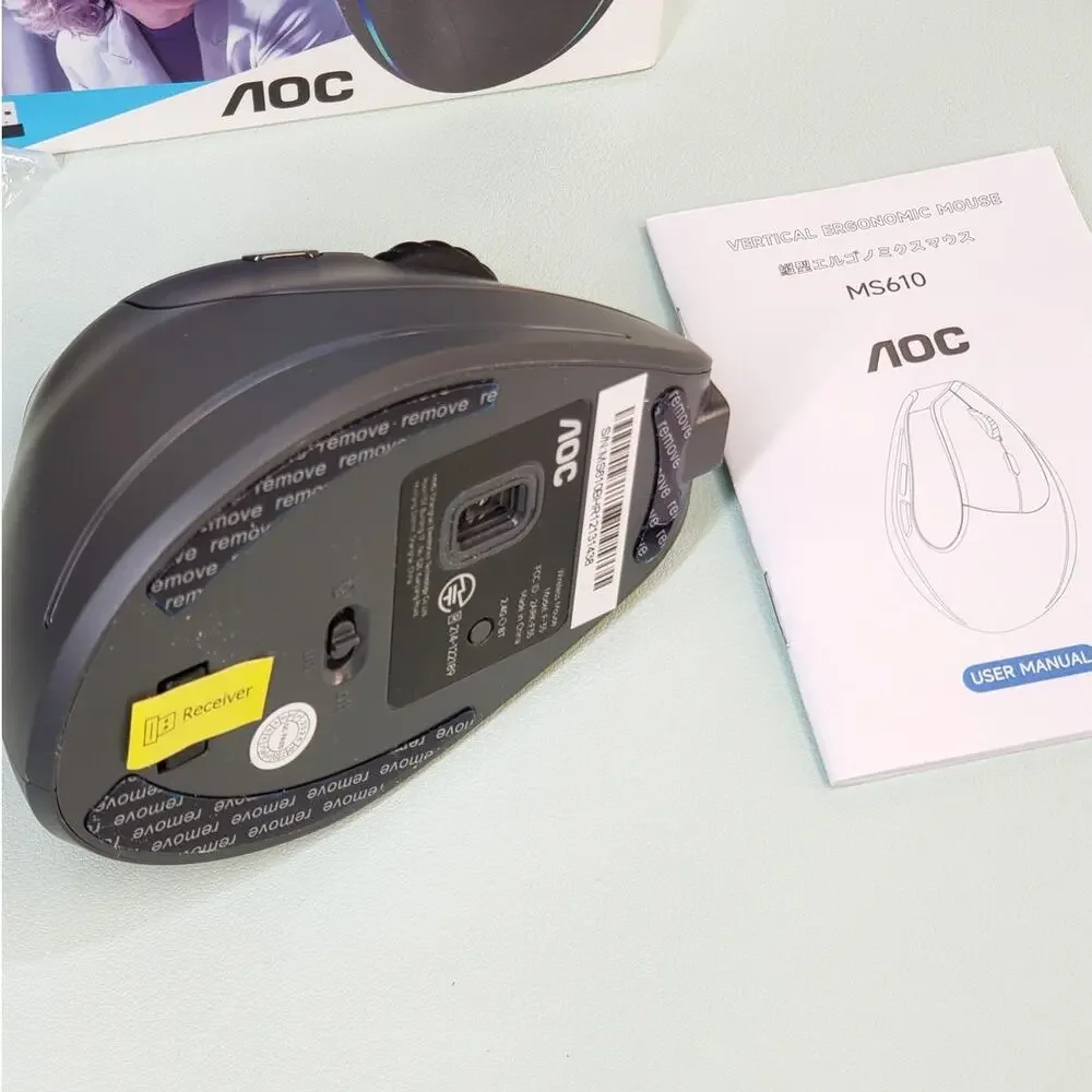 Vertical Ergonomic Wireless Mouse Bluetooth 2.4G Rechargeable RGB. AOC MS610